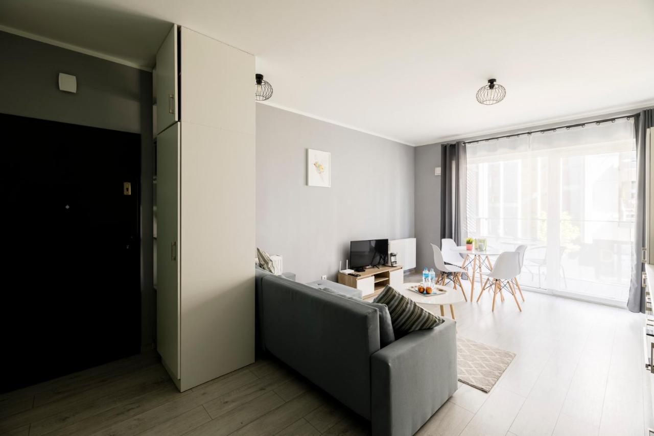 Apartamenty Stare Zoo Zajezdnia Posen Exterior foto